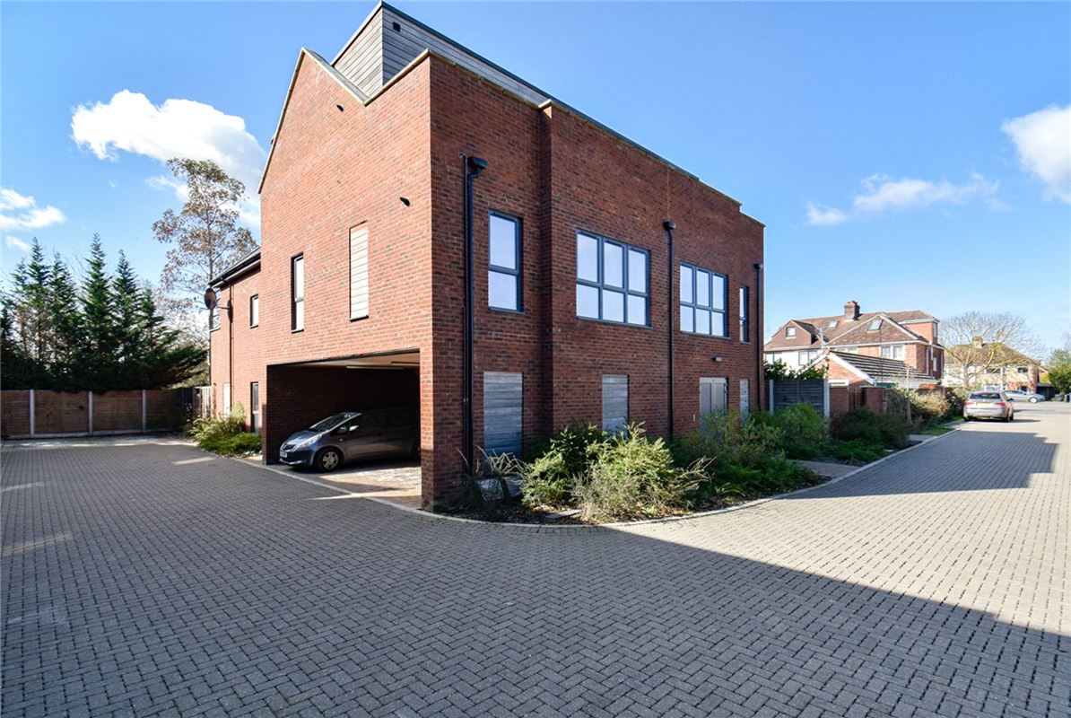 1 bedroom flat, Perne Close, Cambridge CB1 - Available