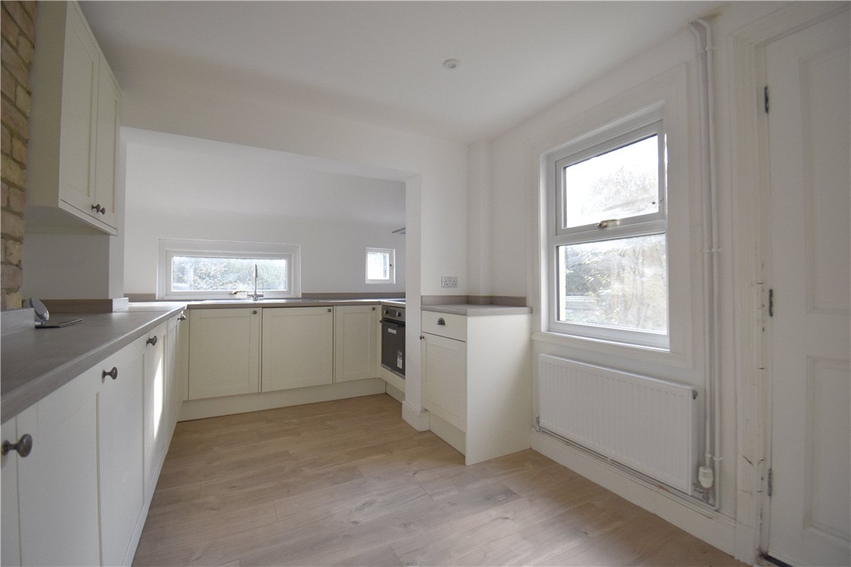 2 bedroom house, Victoria Road, Cambridge CB4 - Available