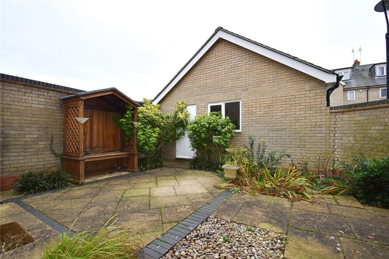 4 bedroom house, Fairsford Place, Cambridge CB1 - Available