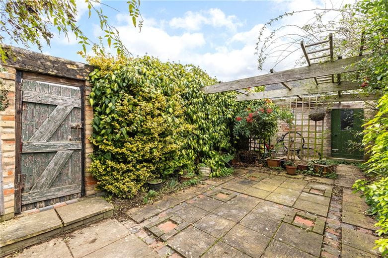 3 bedroom house, Richmond Road, Cambridge CB4 - Available