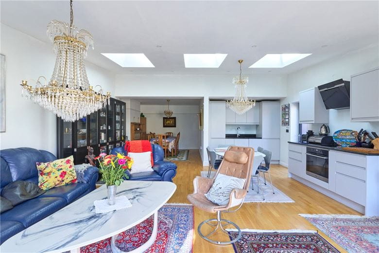 3 bedroom house, Orchard Avenue, Cambridge CB4 - Available