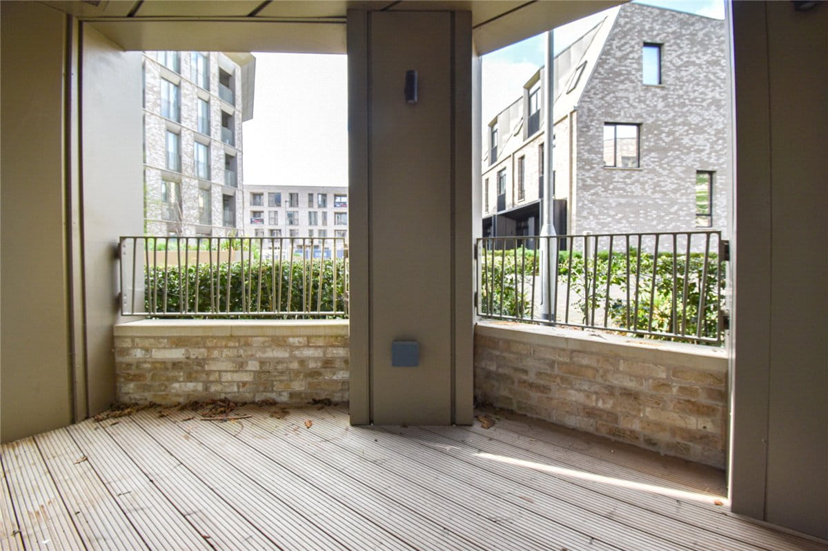 2 bedroom flat, Rudduck Way, Cambridge CB3 - Available