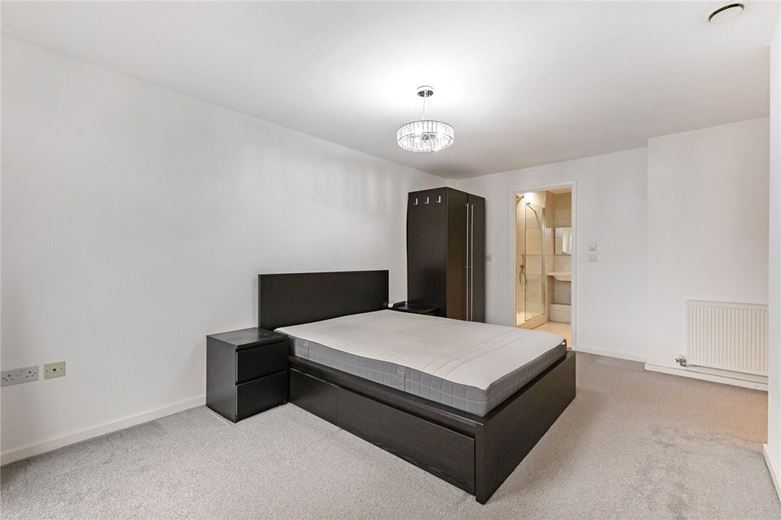 2 bedroom flat, Hills Road, Cambridge CB2 - Available