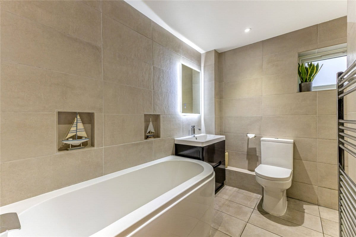 3 bedroom house, Church Street, Stapleford CB22 - Available