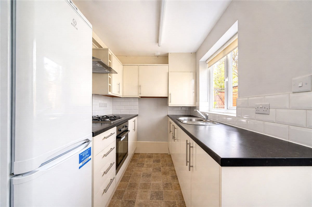 2 bedroom house, Rivar Place, Sleaford Street CB1 - Available