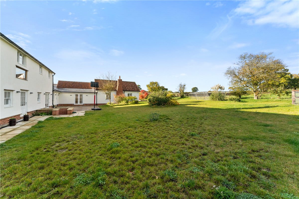 4 bedroom house, Upend, Newmarket CB8 - Available