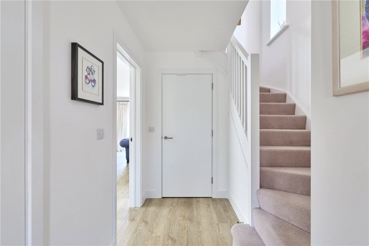 3 bedroom house, Larkfield, Great Abington CB21 - Available