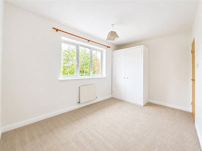 2 bedroom house, Blackthorn Close, Cambridge CB4 - Available