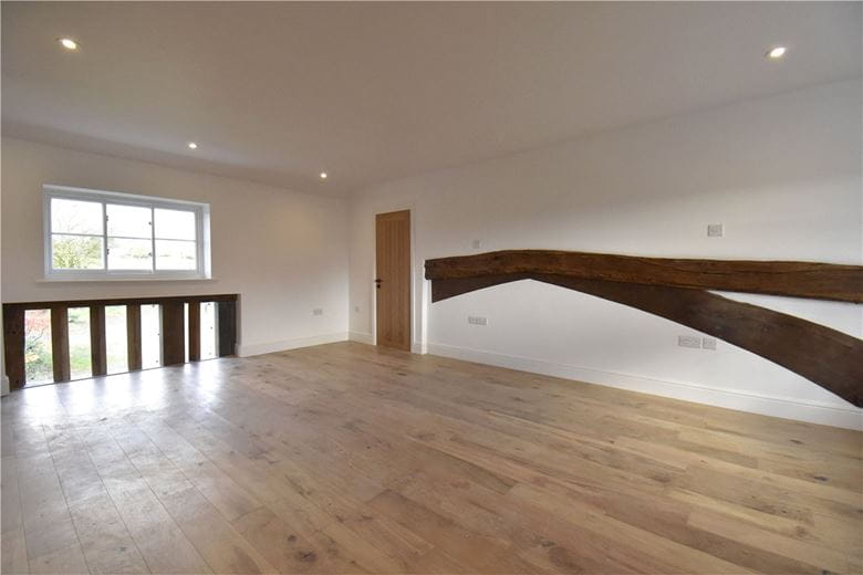 4 bedroom house, Upend, Newmarket CB8 - Available