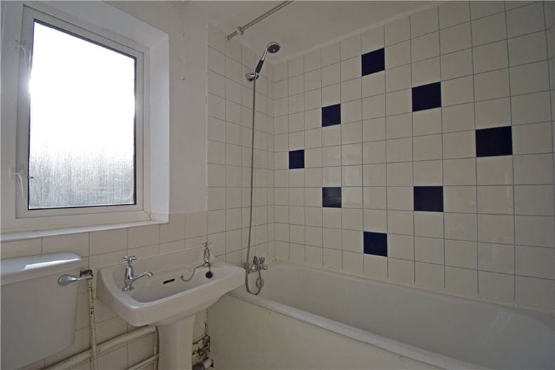 2 bedroom flat, Chatsworth Avenue, Cambridge CB4 - Let Agreed