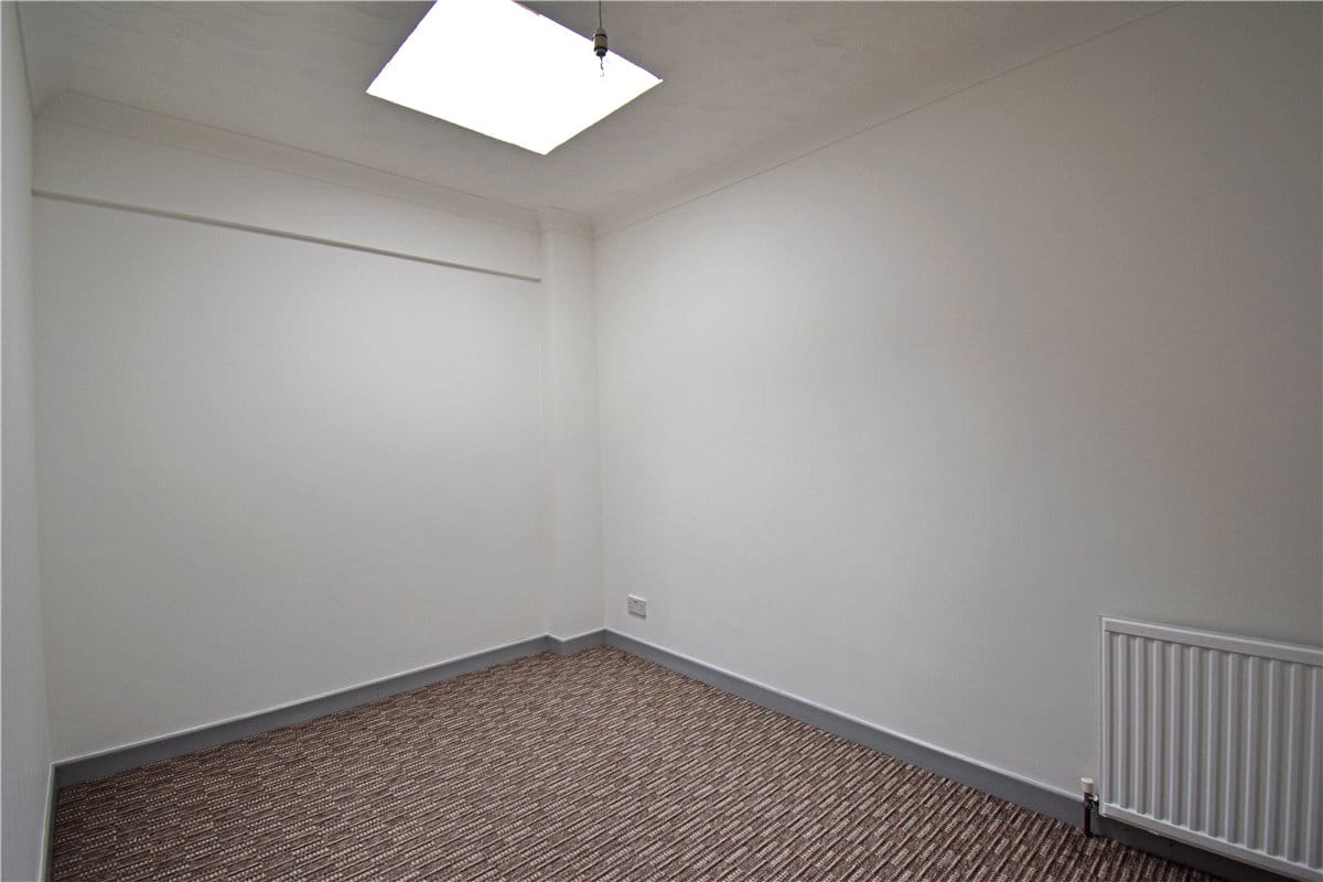 2 bedroom flat, Milton Road, Cambridge CB4 - Let Agreed