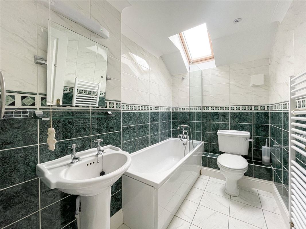 2 bedroom house, Montreal Square, Cambridge CB1 - Let Agreed