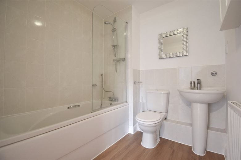 1 bedroom flat, Gladeside, Cambridge CB4 - Available