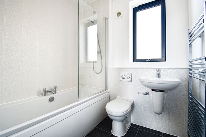 3 bedroom house, Whittle Avenue, Trumpington CB2 - Let Agreed