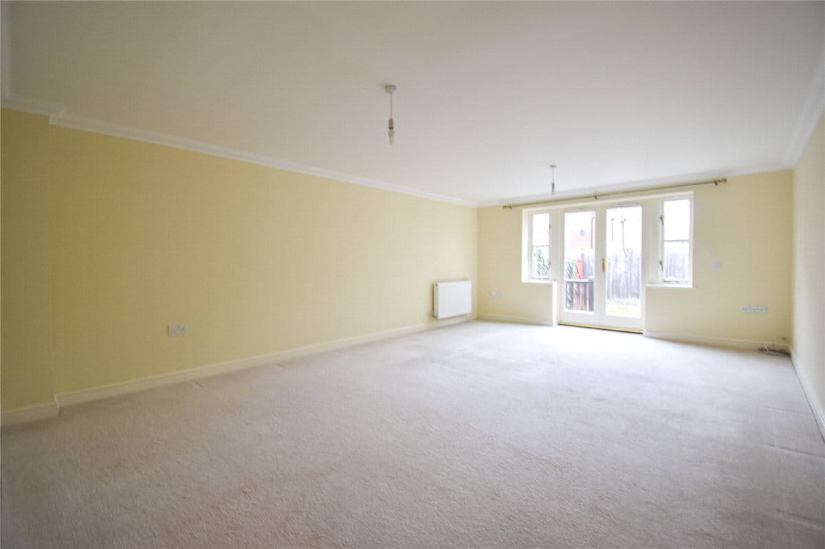 3 bedroom house, Forge End, Oakington CB24 - Available