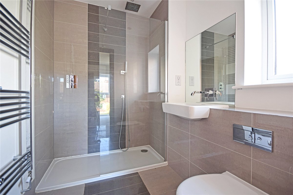 2 bedroom flat, Flamsteed Close, Cambridge CB1 - Let Agreed