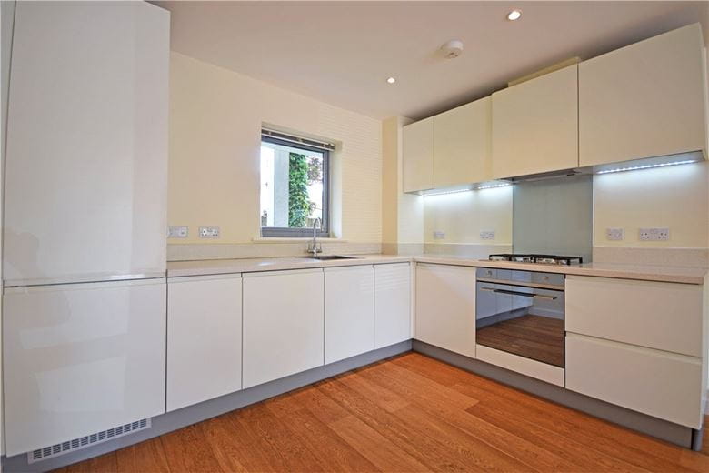 2 bedroom flat, Glenalmond Avenue, Orchid Building CB2 - Let Agreed