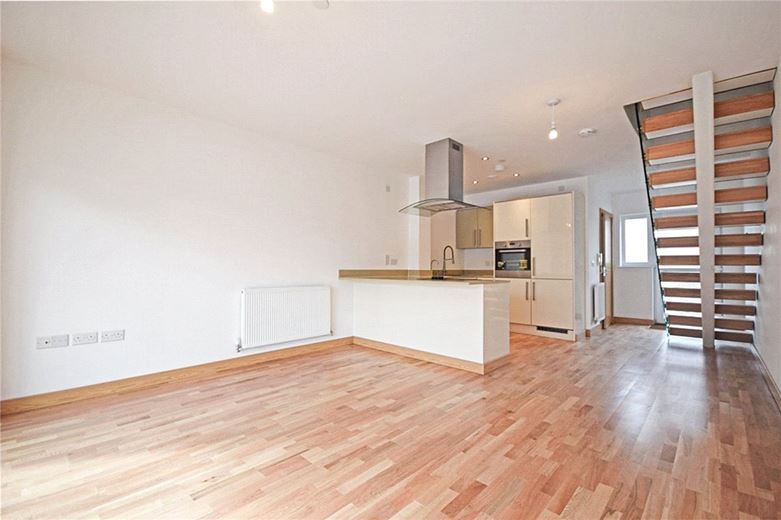 2 bedroom flat, Flamsteed Close, Cambridge CB1 - Let Agreed