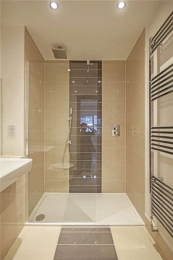 2 bedroom flat, Flamsteed Close, Cambridge CB1 - Let Agreed