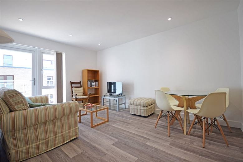 1 bedroom flat, Beacon Rise, 160 Newmarket Road CB5