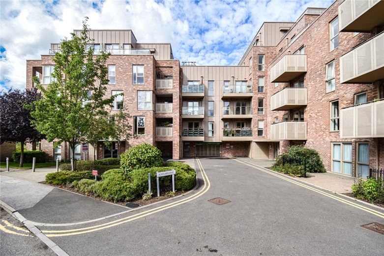 1 bedroom flat, Scholars Court, Harrison Drive CB2 - Let Agreed