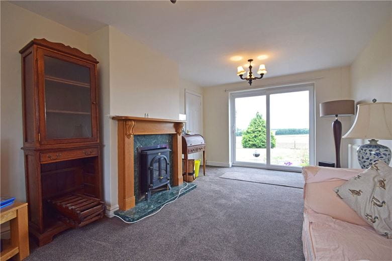 3 bedroom house, Haverhill Road, Horseheath CB21