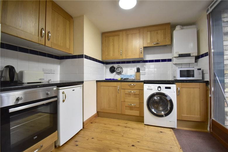 1 bedroom flat, Derby Street, Cambridge CB3 - Available