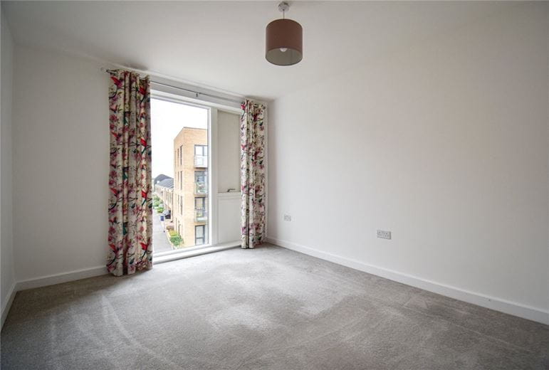 2 bedroom flat, Whittle Avenue, Trumpington CB2 - Let Agreed