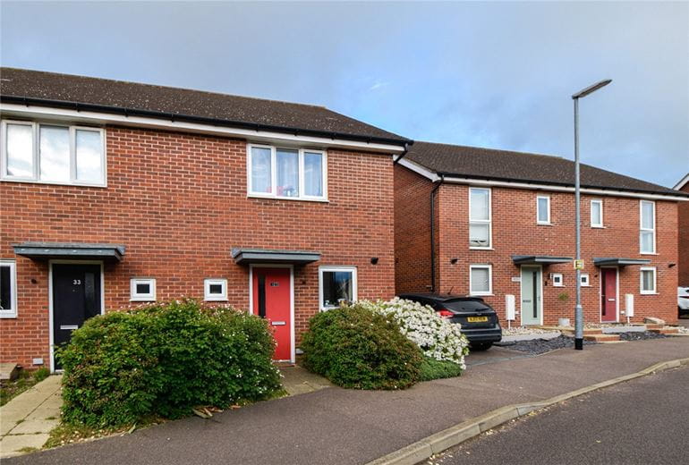 2 bedroom house, Bisley Crescent, Upper Cambourne CB23 - Let Agreed