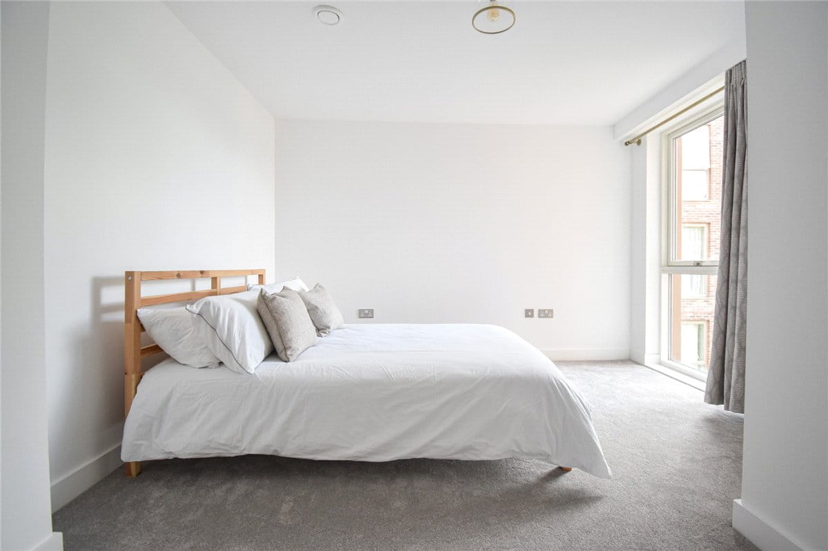 3 bedroom flat, Scholars Court, Harrison Drive CB2 - Let Agreed