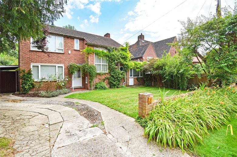 3 bedroom house, Bulstrode Gardens, Cambridge CB3