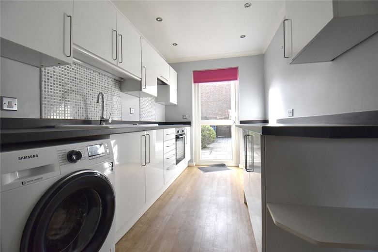 2 bedroom house, Rackham Close, Cambridge CB4 - Let Agreed