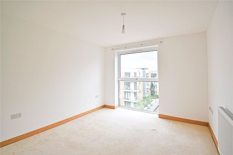 1 bedroom flat, Pym Court, Cromwell Road CB1 - Let Agreed