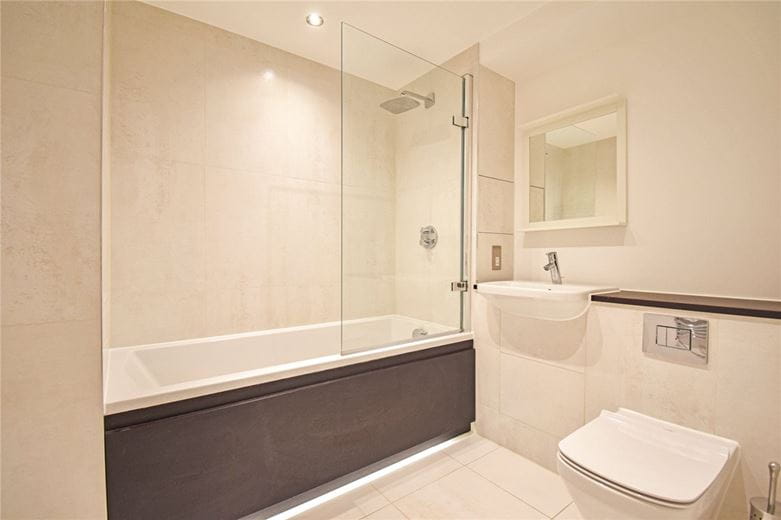 1 bedroom flat, Scholars Court, Harrison Drive CB2 - Let Agreed