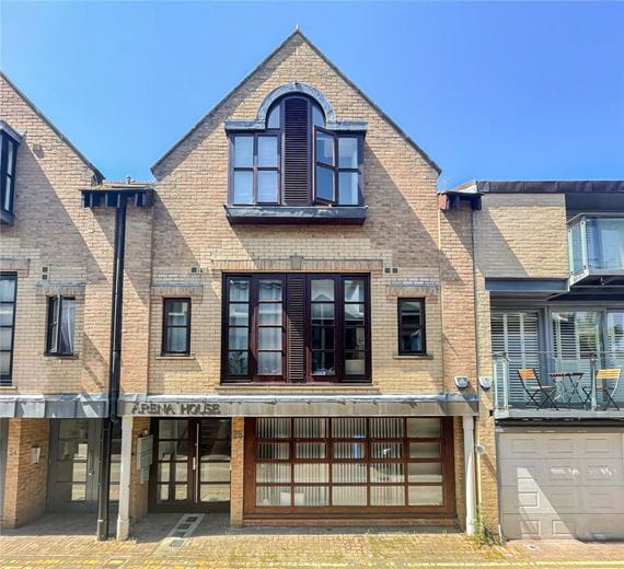 1 bedroom flat, Arena House, 25 Cambridge Place CB2
