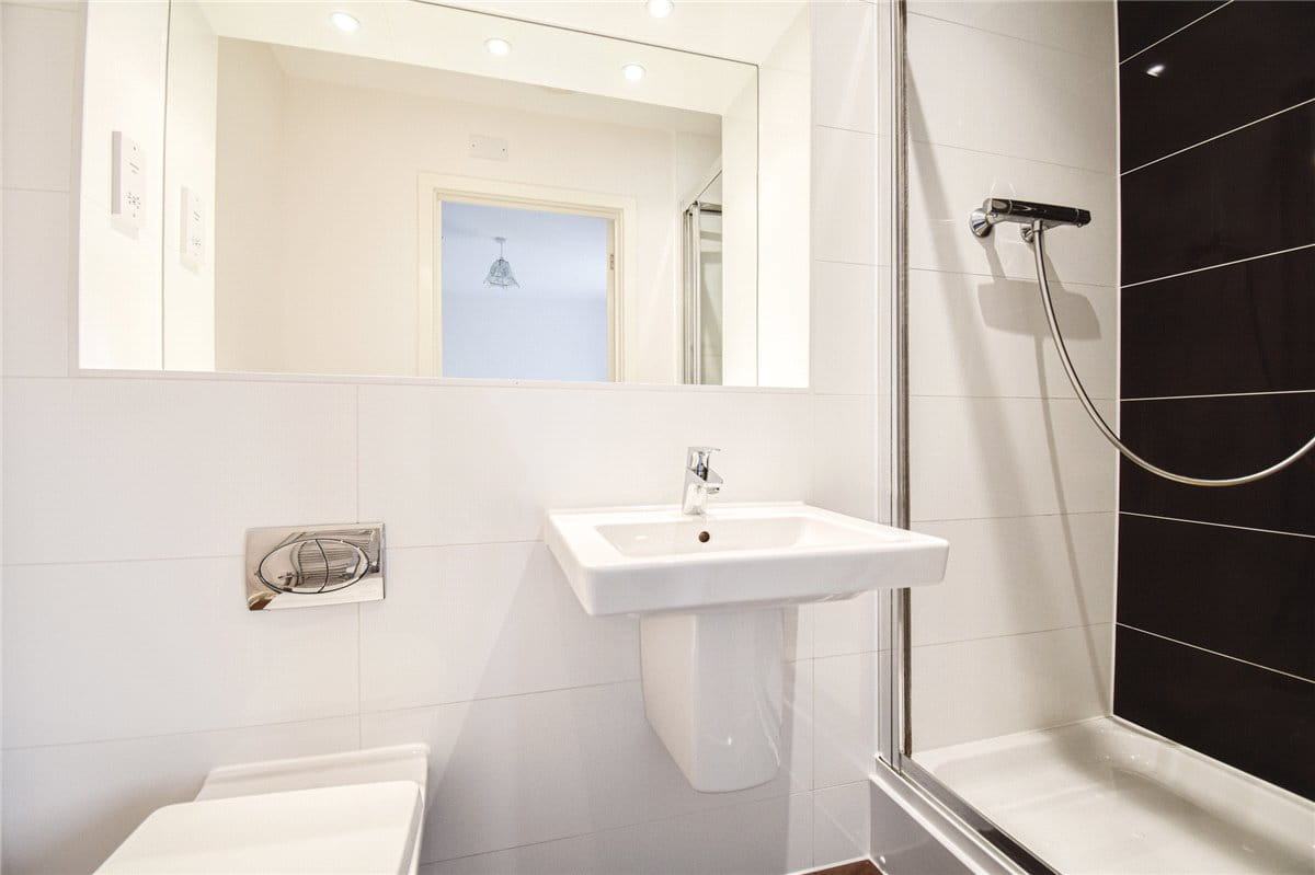 2 bedroom flat, Glenalmond Avenue, Cyan Building CB2