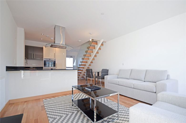 2 bedroom flat, Flamsteed Close, Cambridge CB1 - Available