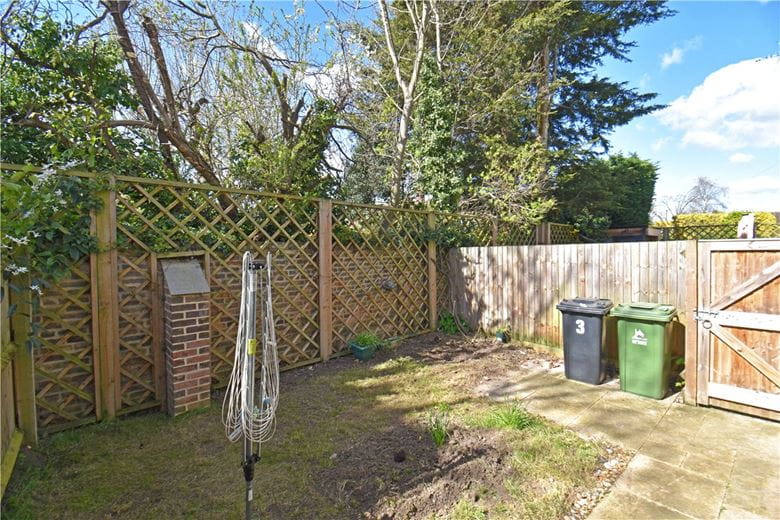 3 bedroom house, Swallow Gardens, Chesterton CB4