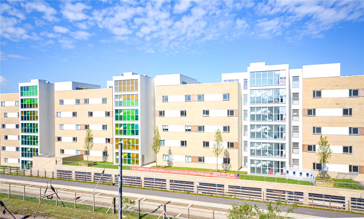 2 bedroom flat, Glenalmond Avenue, Cambridge CB2 - Let Agreed