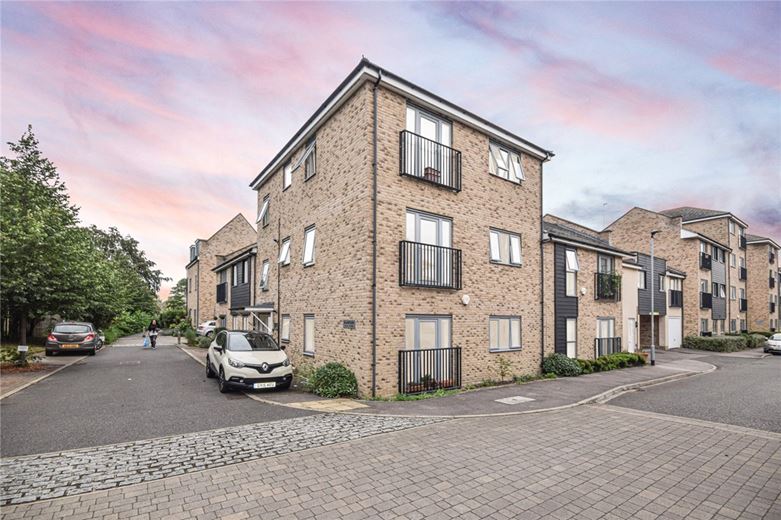 1 bedroom flat, Gladeside, Cambridge CB4