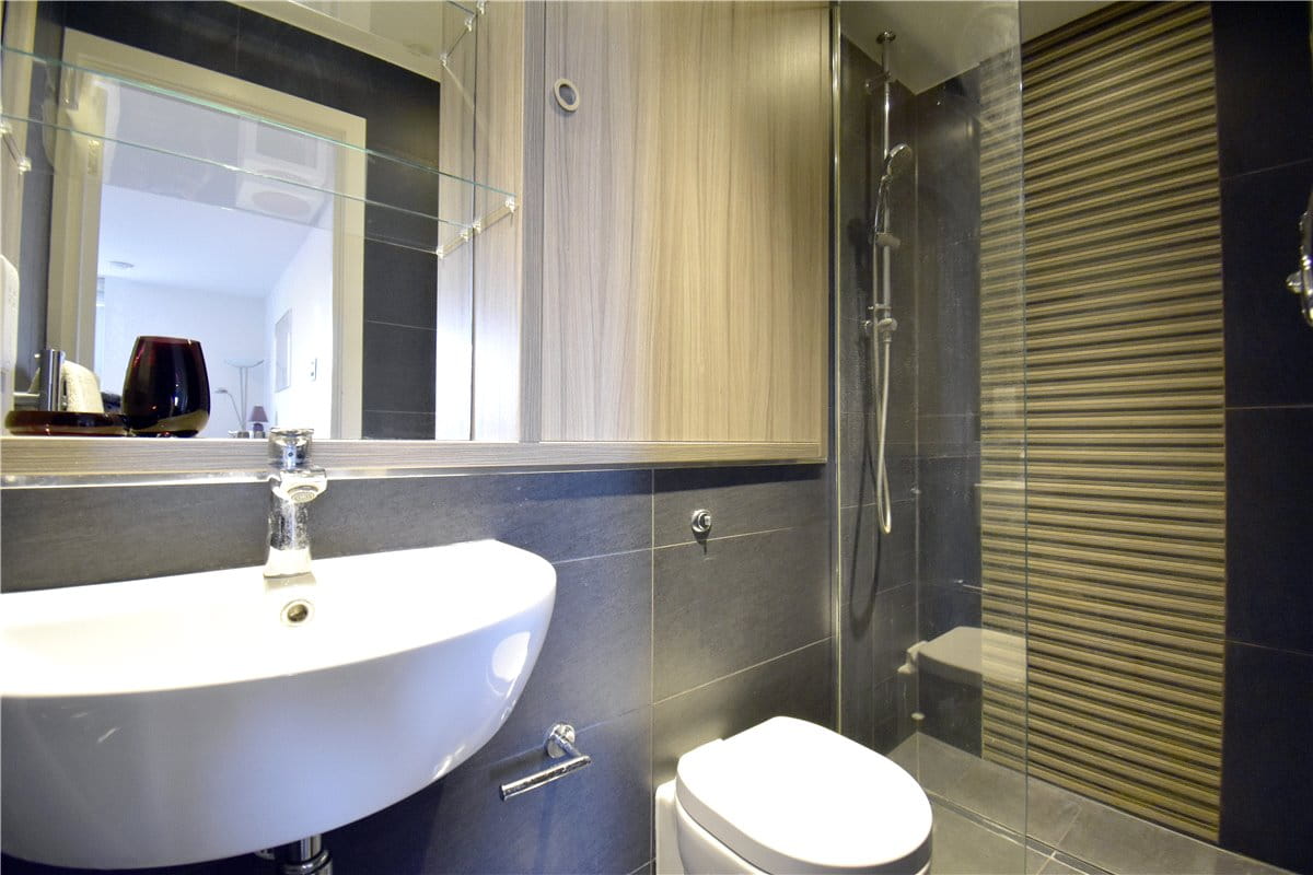  bedroom flat, The Newton, 81 Humberstone Road CB4