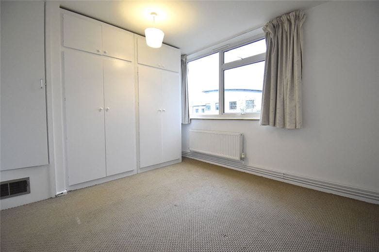 2 bedroom flat, Cambanks, Cambridge CB4 - Let Agreed