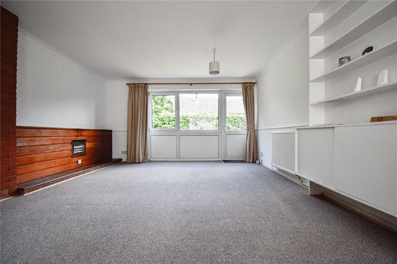 2 bedroom flat, Kensington Court, Quainton Close CB5 - Let Agreed
