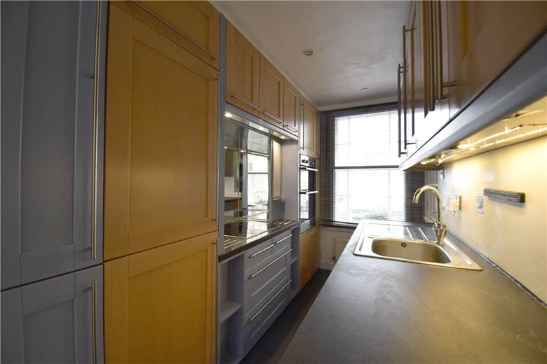 2 bedroom house, Albert Street, Cambridge CB4 - Available