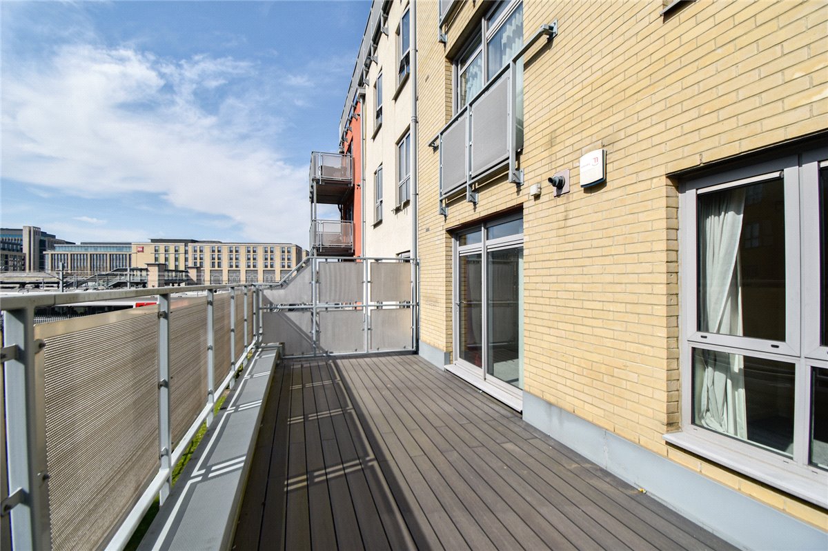 1 bedroom flat, Sherman House, Rustat Avenue CB1