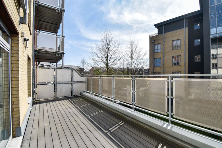 1 bedroom flat, Sherman House, Rustat Avenue CB1