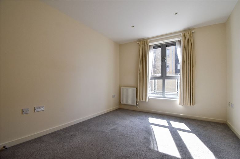 1 bedroom flat, Sherman House, Rustat Avenue CB1