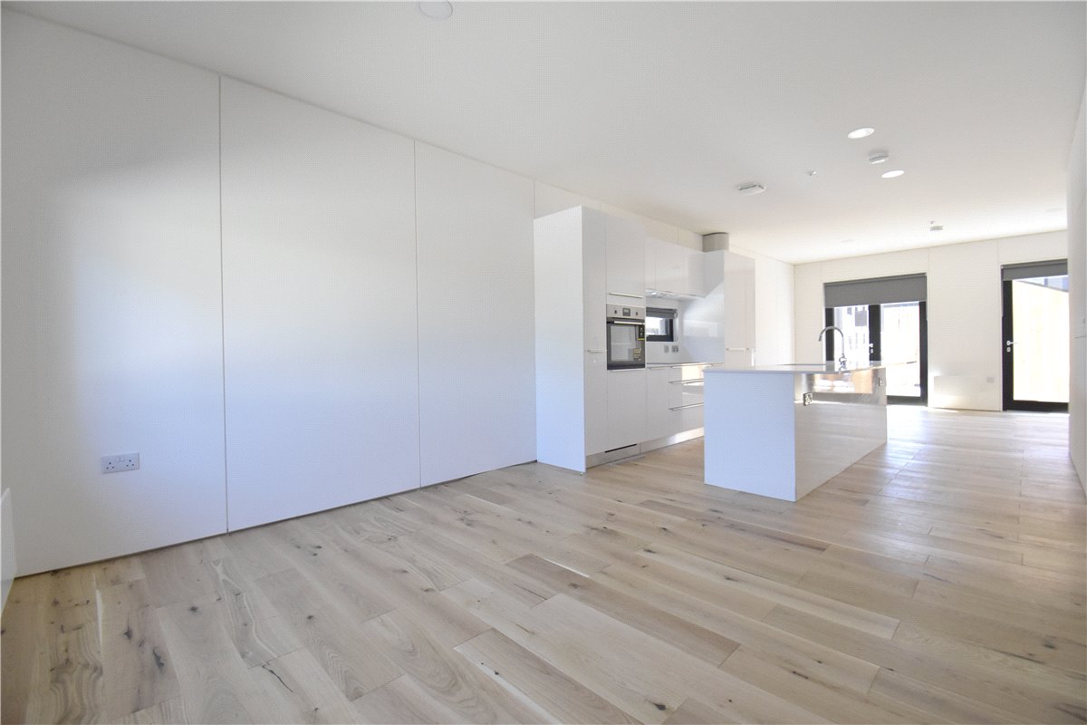 4 bedroom house, Lockhart Way, Northstowe CB24 - Available