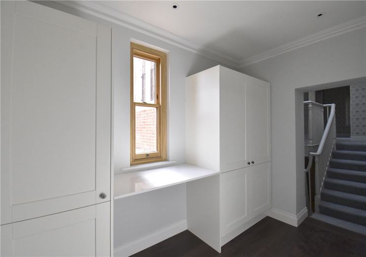 6 bedroom house, Newmarket Road, Kirtling CB8