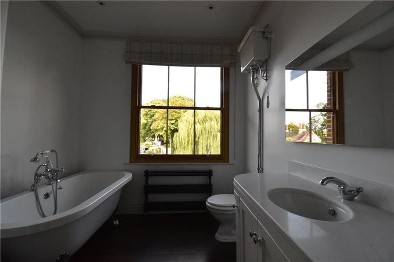 6 bedroom house, Newmarket Road, Kirtling CB8